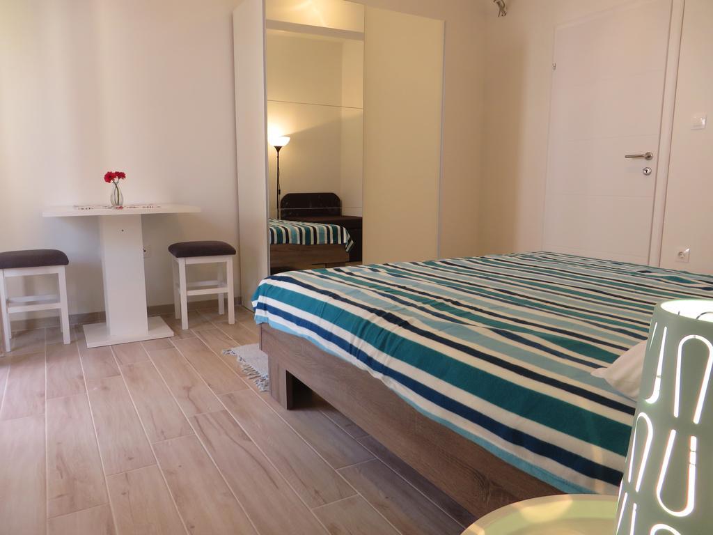 Apartments Karaba Pakoštane Extérieur photo