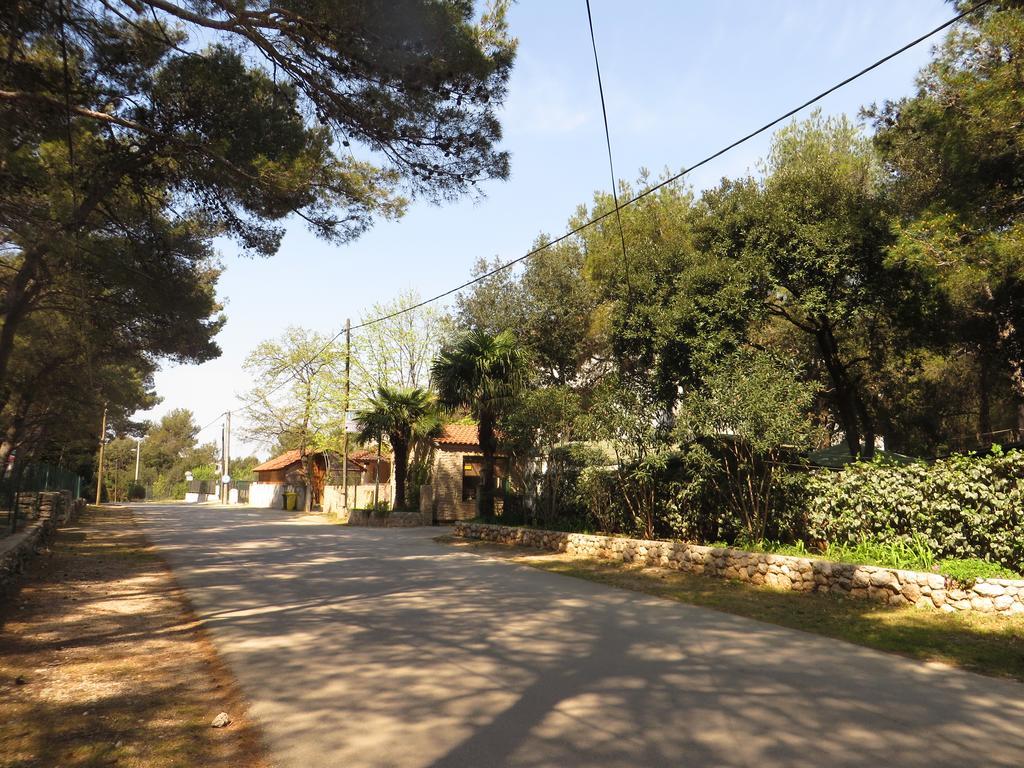 Apartments Karaba Pakoštane Extérieur photo